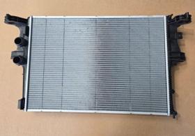 DENSO DRM12008 - RADIADOR IV DAILY *AUTOMATICO* 4 SUJECCIONES